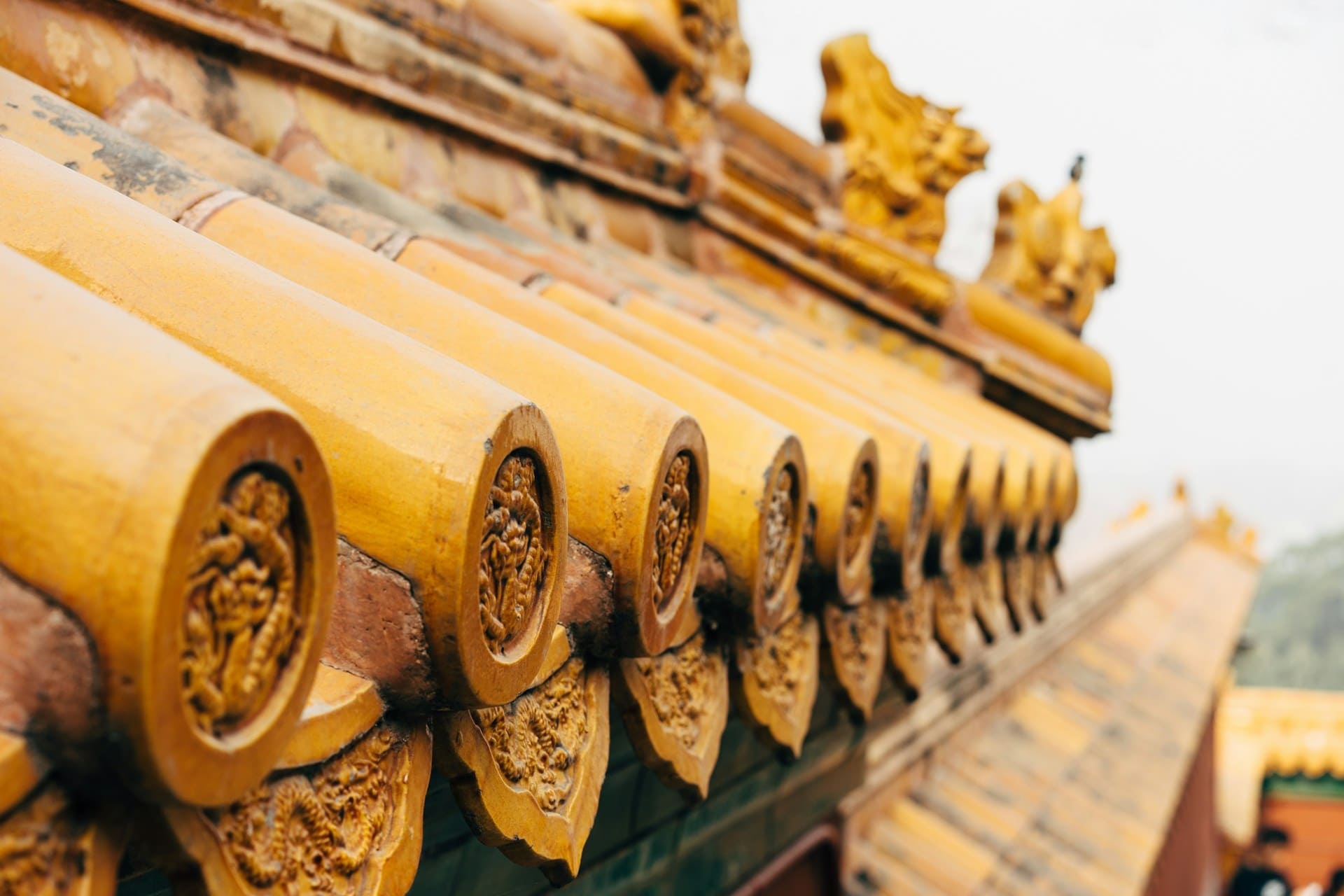 toit-jaune-motifs-ornes-palais-dete-pekin-chine-markus-winkler-unsplash