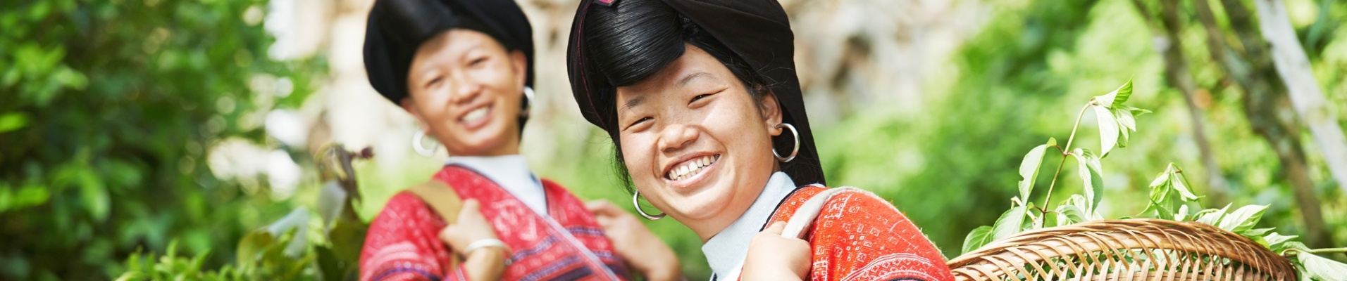 Femmes de la minorité Yao souriantes