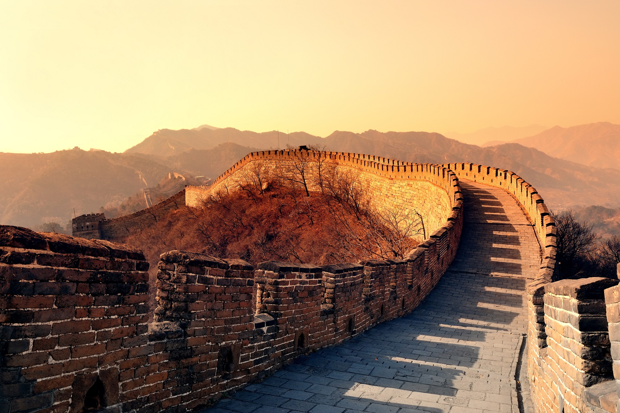 La Grande Muraille de Chine à l'aurore