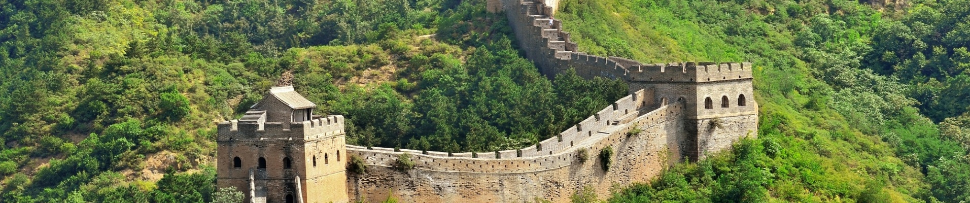 La Grande Muraille de Chine vue du ciel durant l'été